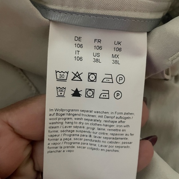 Hugo Boss Men's Beige Dress Pants - Picture 10 of 16